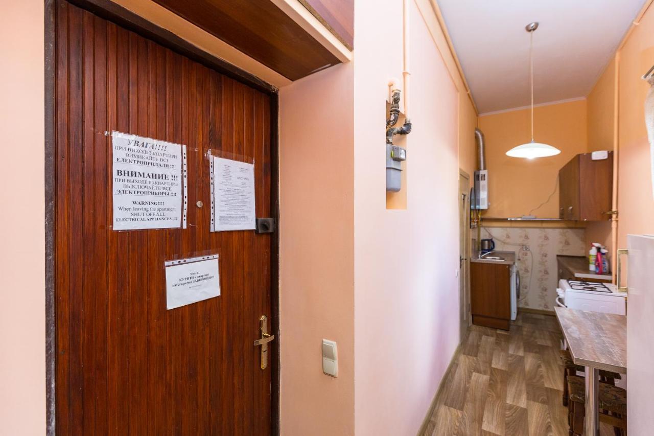 Квартира В Центрі Подобово На Вулиці Коперника 26 Біля Палацу Мистецтв Lviv Exterior foto