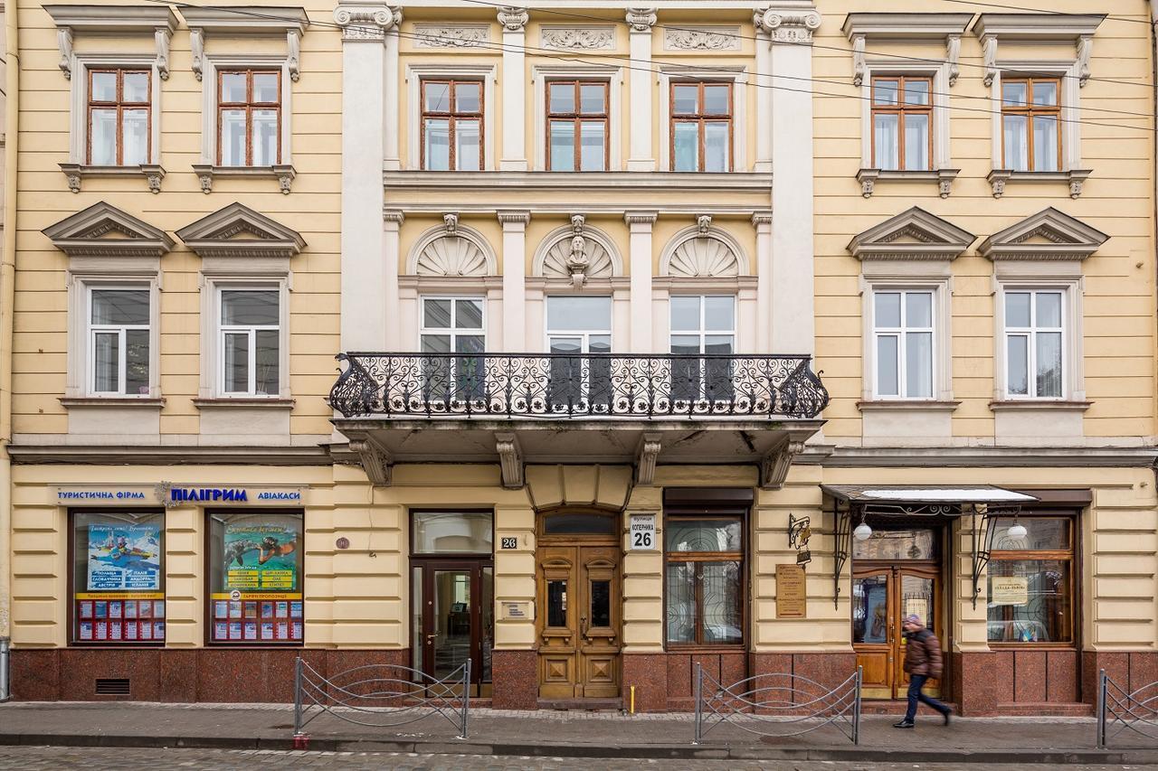 Квартира В Центрі Подобово На Вулиці Коперника 26 Біля Палацу Мистецтв Lviv Exterior foto